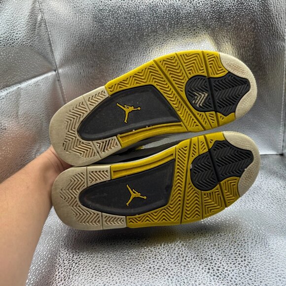 Size 7.5 Nike Air Jordan 4 Retro White Coconut Milk Womens Sneaker AQ9129-101 - Picture 9 of 10